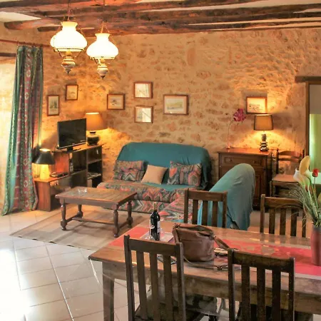 Holiday Home Les Peyries *